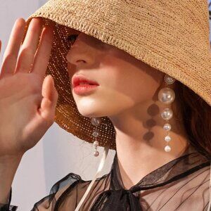 New Women’s Round Pearl Earrings